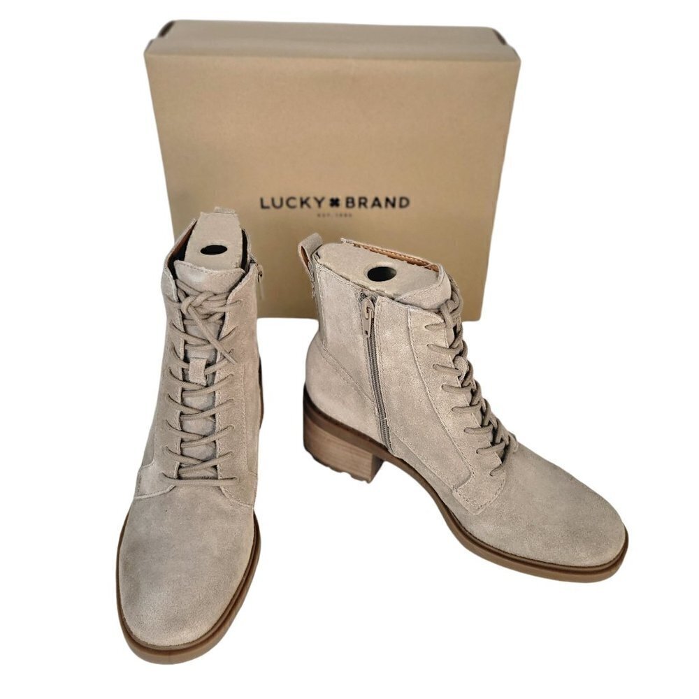 New - LUCKY BRAND Suede Lace Up Lug Sole Booties Tan | Size 9.5